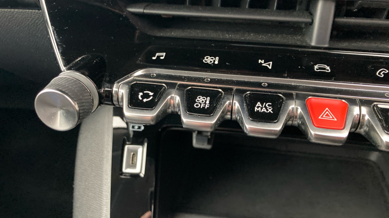 Peugeot 2008 1.2 PureTech 130 Allure Premium 5dr Petrol Estate